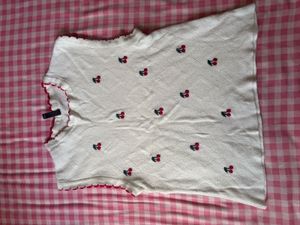 White Cherry Print Top🍒