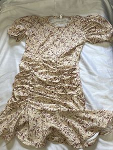 Chic Floral Print Mini Dress