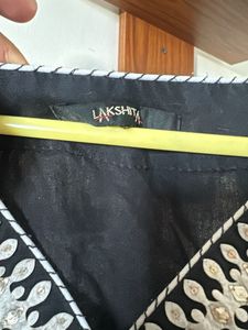 Laks*ita Black Embroidered Kurta