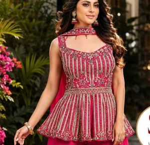 divider kurti with dupta