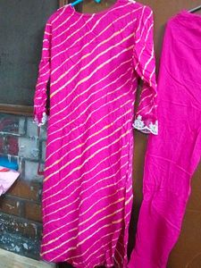 Pink Kurta Set with Leggings