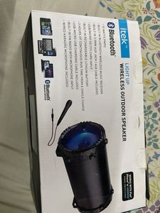 Itek Light Up Wireless Outdoor Speaker