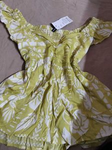 Off-Shoulder Tropical Print Dress