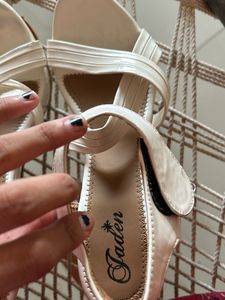 CRAFT Women's &amp; Girls' Fashion Sandal