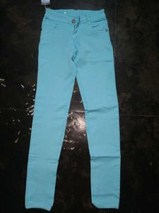 💙 Sky Blue Skinny Fit Jeans – Like New 💙