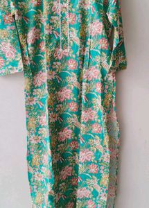Beautiful Floral Print Kurta
