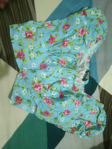 Floral Print Crop Top