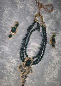 Elegant Emerald &amp; Gold Jewelry Set