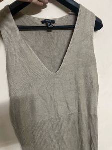 Sleeveless V-Neck Ribbed Maxi Dress
