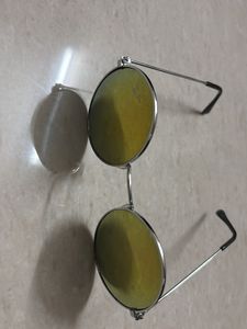Ray-Ban Round Sunglasses