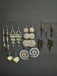 Assorted earrings - choose the one you want