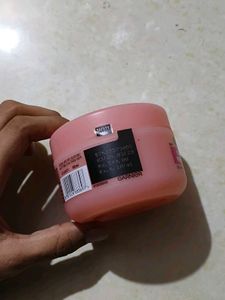 Garnier Niacinamide Fresh &amp; Plump Cream pack of 3