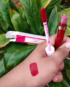 4 MYGLAMM Products By Manish Malhotra