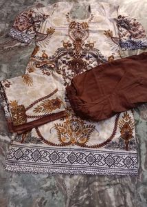 Elegant Printed Salwar Kameez
