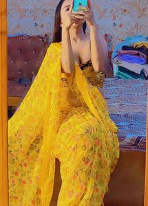 Yellow Floral Saree With Steche Designer Blouse