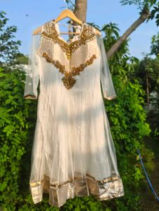 Elegant White Kurta Set with Gold Embellishments