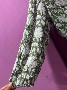 Green Floral Print Ethnic Gown