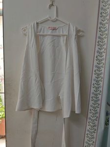 Chic White Sleeveless Wrap Top