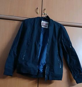 Levi's Stylish Black Bomber Jacket - Size