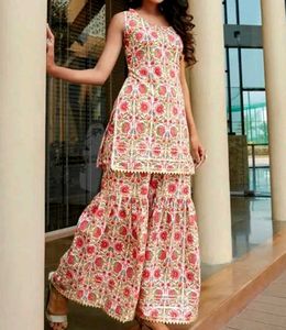 Pari A1 Women's Rayon Hand Block Printed Sleevless