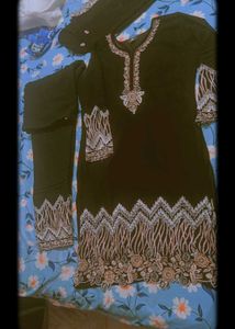 Pakistani embroidery kurta set new black