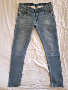 Men's Light Wash Slim Fit Jeans