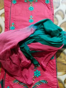 Embroidered Kurta Set - Pink &amp; Teal