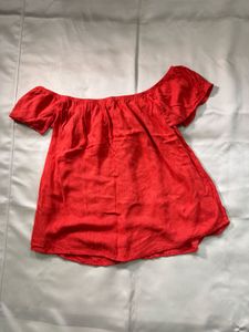 Chic Ruffled Off-Shoulder Top