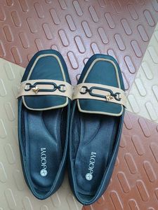 Stylish Women's Loafers