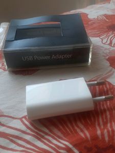 Apple USB Power Adapter A1300
