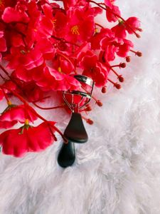 FACE CANADA Eyelash Curler