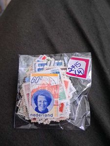 100 MIX FOREIGN Stamps