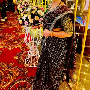 purple green border heavy saree with unstitched bl