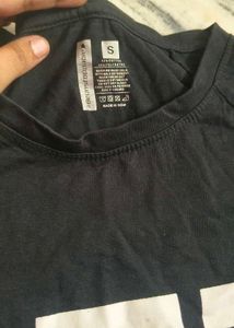 Black Graphic Print T-Shirt