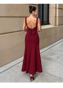 Elegant Red Maxi Dress