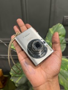 Canon ixus 85  Digital Camera