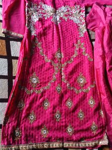 rose stunning kurta set