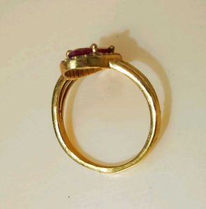 Elegant Statement Ring with Pink Stone
