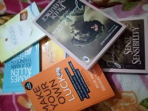 Exclusive books + freebie