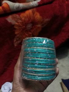 Elegant Gold Tone Bangle Set