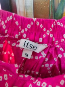 ITSE Vibrant Pink Printed Kurta Set