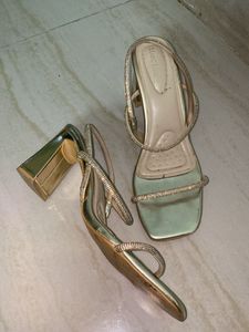 MARC LOIRE Gold Block Heels