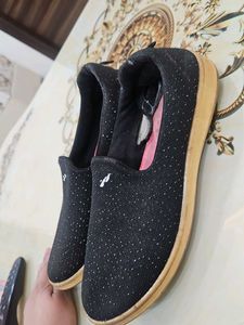 Black Walking Shoes