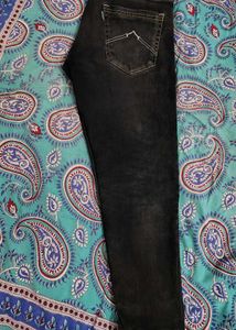 Stylish Dark Wash Denim Jeans