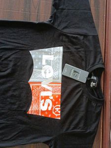 Levi's Graphic Tee