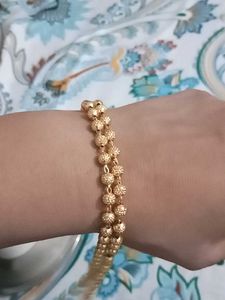Elegant Beaded Gold Chain Necklace