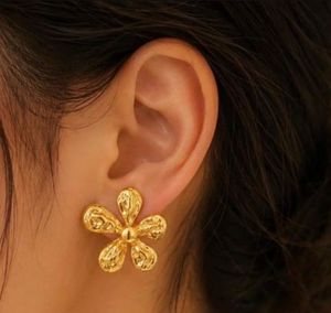 Gold Flower Stud Earrings