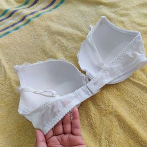 White Lace Push Up Trim Bra