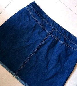 Ruffle Cami Top with Denim skirt