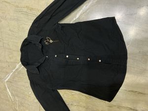 black shirt